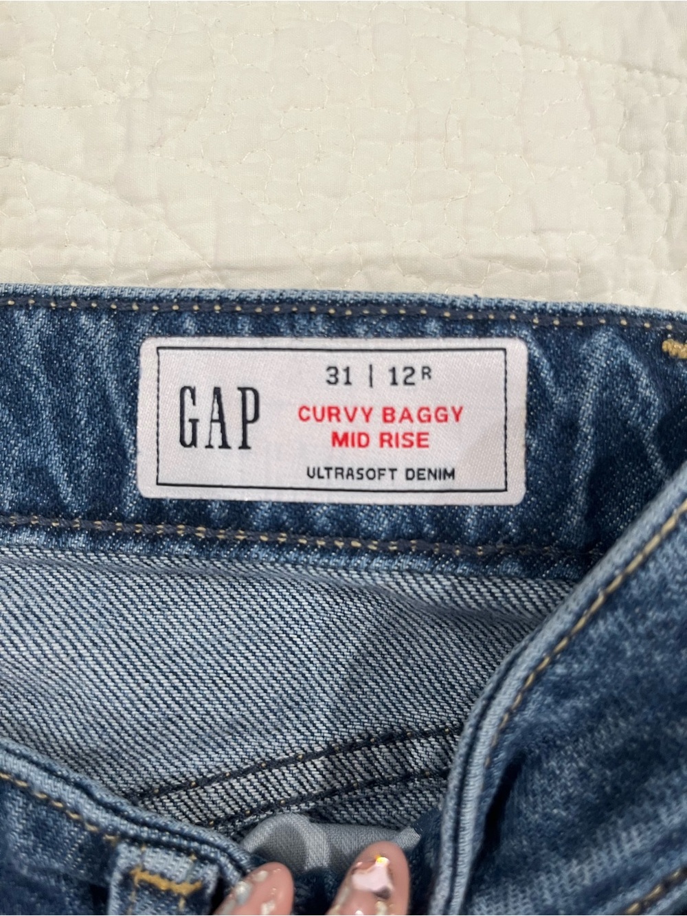 NWT Gap Curvy Baggy Mid Rise Jeans
